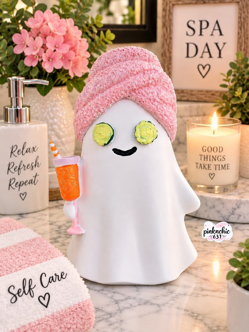 NWT Peaches and Screams Spa Day Ghost Halloween Decor 5.5"